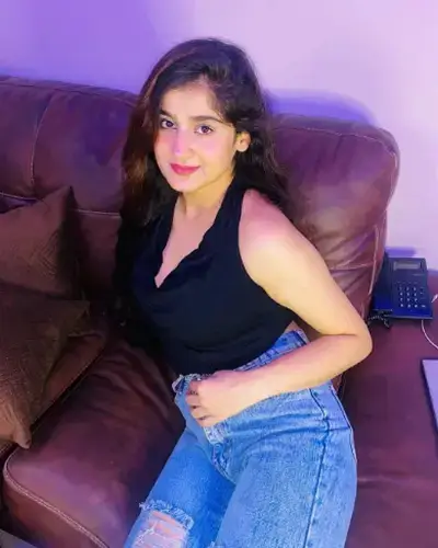 Call Girls Dakor